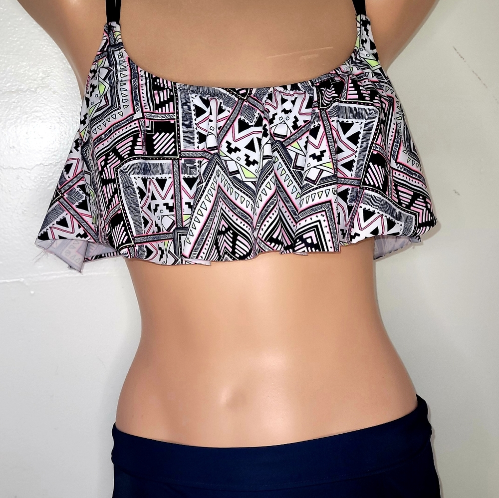 PINK VICTORIA'S SECRET Removable Cups  Both MEDIUM BRAND NEW BIKINI SWIM SUIT
